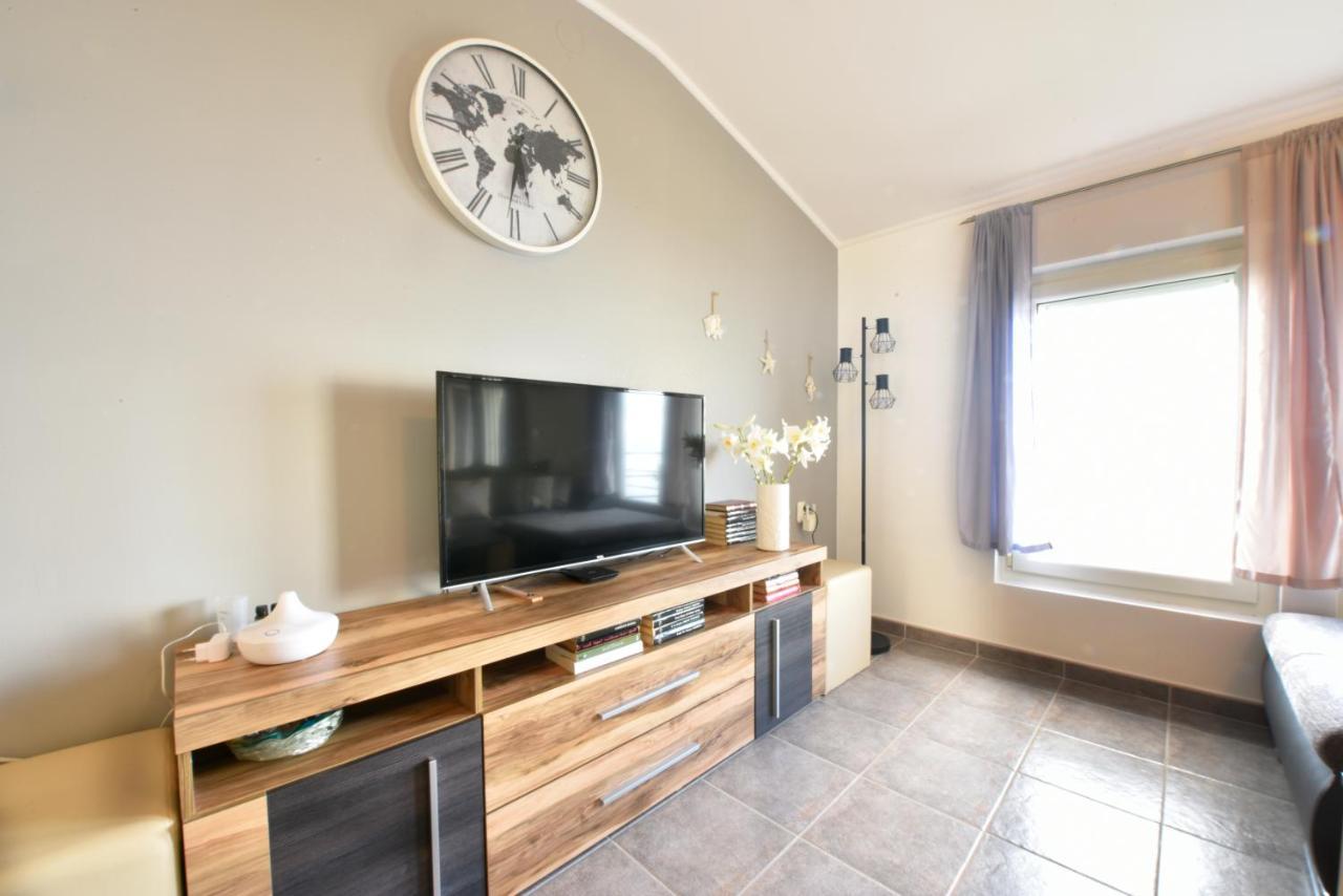 Sunset Apartment Lovran Exterior photo